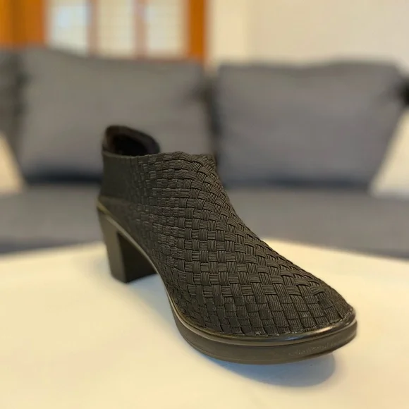 STEVEN by Steve Madden Elizah Black Woven Platform Round Toe Pumps Women's 9.5 - Picture 5 of 7